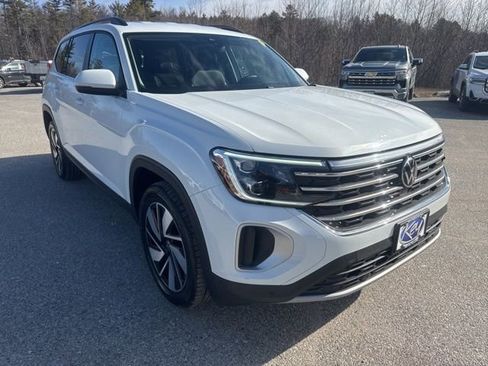 Used 2024 Volkswagen Atlas SE AWD/4WD image 8