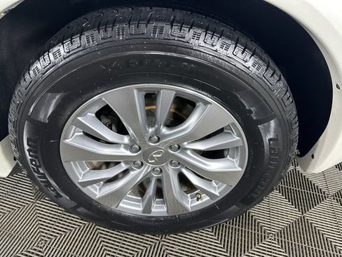 Used 2017 INFINITI QX80 4WD w/ Driver Assistance Package image 34