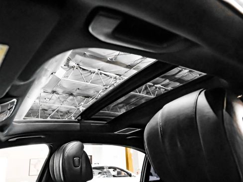 Used 2019 Mercedes-Benz S 560 Sedan image 5