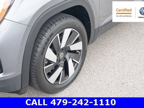 Certified 2024 Volkswagen Atlas Cross Sport SE image 10