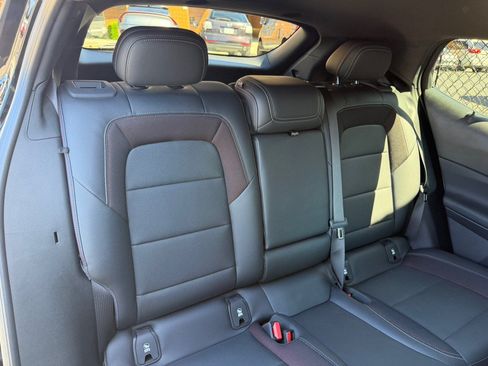Used 2024 Chevrolet Equinox EV RS FWD image 37