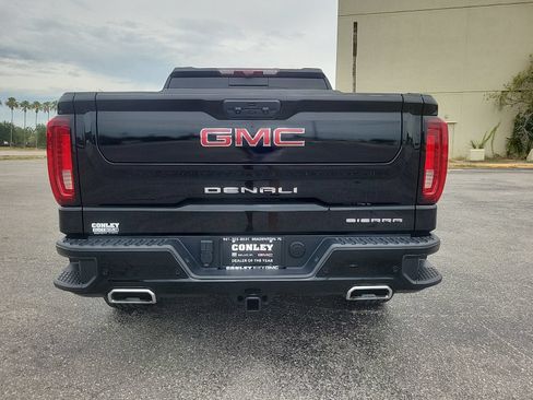 Used 2025 GMC Sierra 1500 Denali w/ Denali Reserve Package AWD/4WD image 7