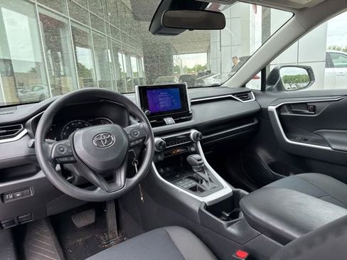 Used 2023 Toyota RAV4 LE AWD/4WD image 26