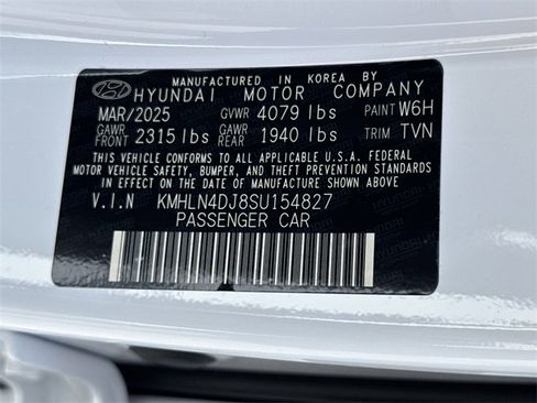 New 2025 Hyundai Elantra Limited image 27