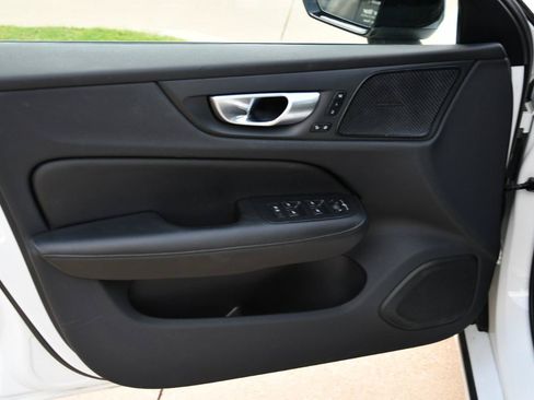 Used 2024 Volvo S60 B5 Plus FWD image 7