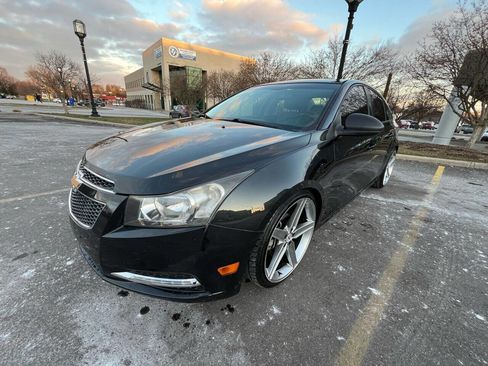 Used 2014 Chevrolet Cruze LS image 3