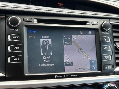 Used 2016 Toyota Highlander XLE FWD image 12