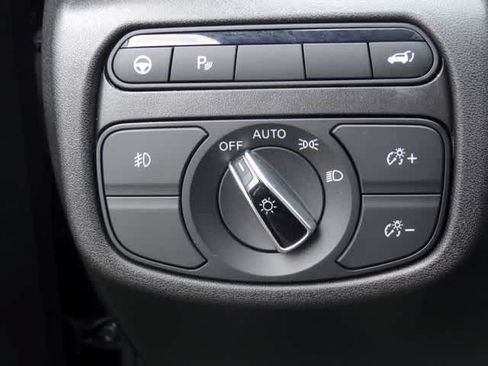 Certified 2023 INFINITI QX55 Essential AWD/4WD image 18