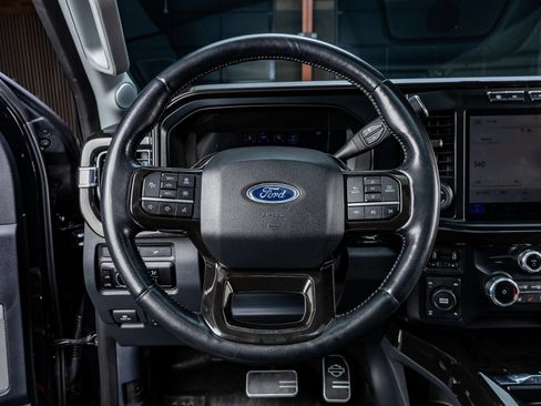 Used 2023 Ford F250 Lariat w/ Lariat Ultimate Package AWD/4WD image 18