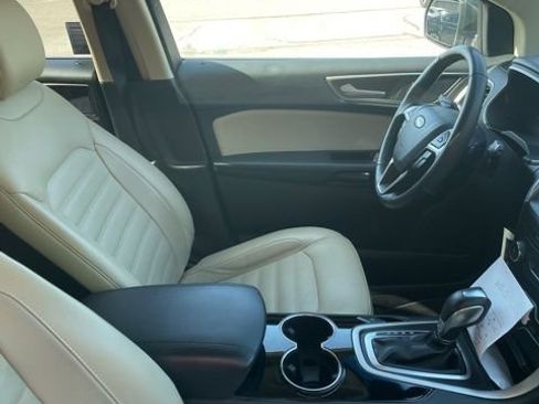 Used 2015 Ford Edge SEL w/ Equipment Group 201A FWD image 8