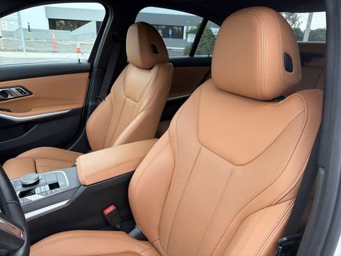 Used 2023 BMW M340i xDrive w/ Premium Package image 27