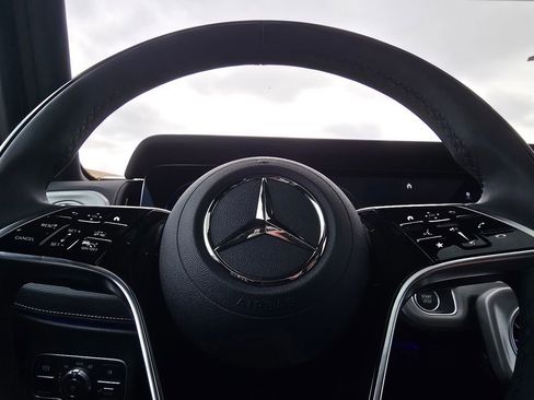 New 2026 Mercedes-Benz G 580 w/ EQ Technology image 25