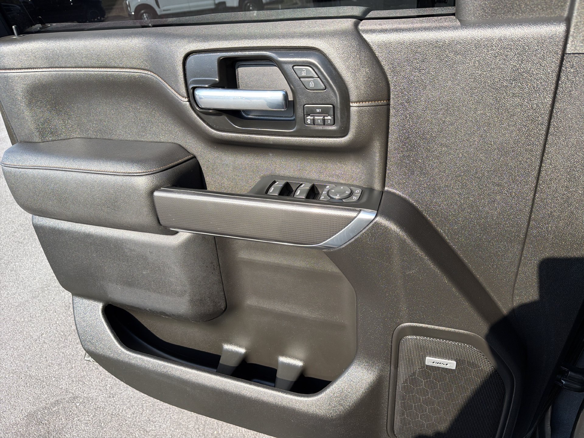 Used 2022 GMC Sierra 2500 AT4 w/ AT4 Premium Plus Package AWD/4WD image 21