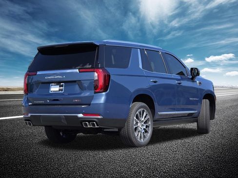 New 2026 GMC Yukon Denali w/ Denali Reserve Package AWD/4WD image 23