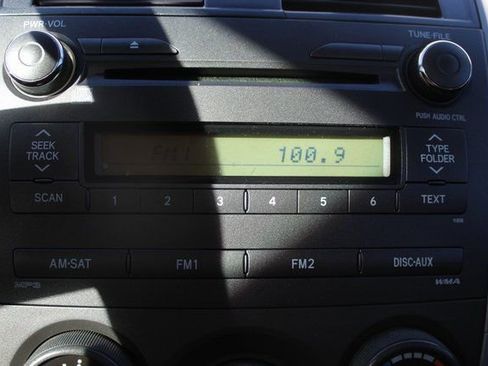 Used 2011 Toyota Corolla S image 11