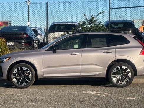 New 2026 Volvo XC60 B5 Plus w/ Climate Package AWD/4WD image 5