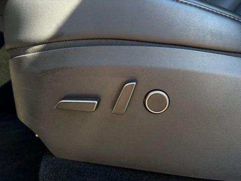 Used 2025 Tesla Model Y Long Range image 20