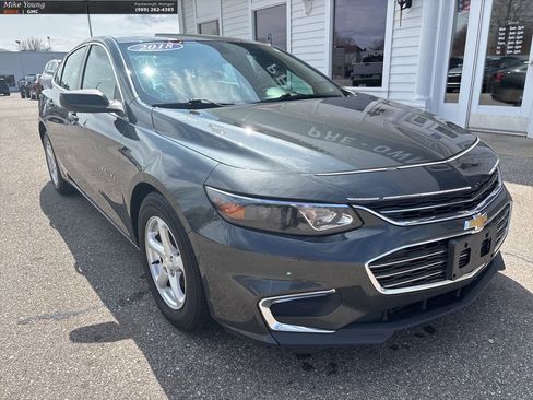 Used 2018 Chevrolet Malibu LS w/ LPO, Convenience Package 1 image 3