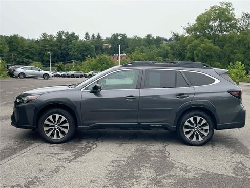 Used 2024 Subaru Outback Limited AWD/4WD image 2