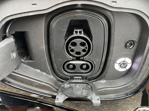 Used 2023 Ford Mustang Mach-E GT image 21