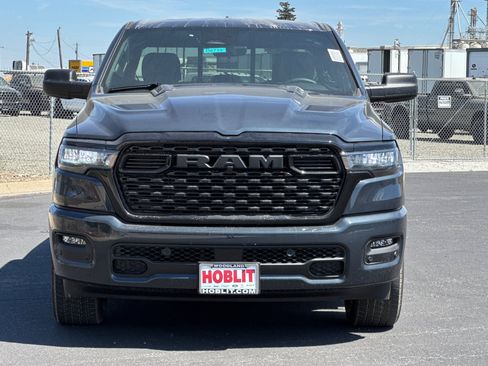 New 2026 RAM 1500 Express AWD/4WD image 8