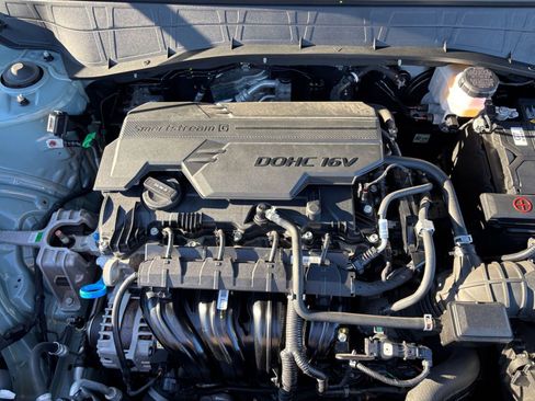 Used 2025 Hyundai Kona SEL image 32