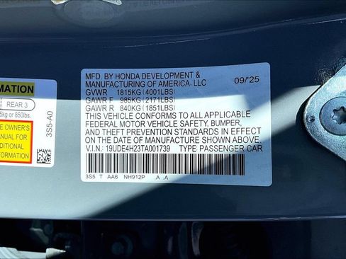 Certified 2026 Acura Integra FWD image 35