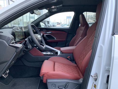 New 2025 Audi SQ5 Prestige image 8