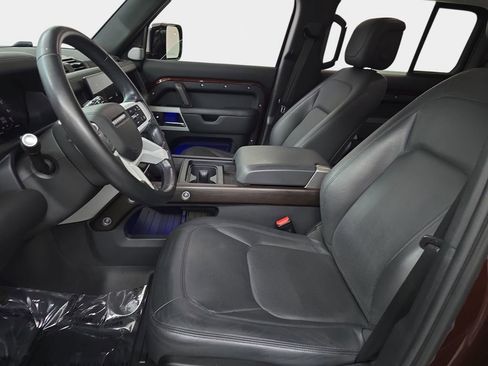 Used 2023 Land Rover Defender 130 First Edition AWD/4WD image 17