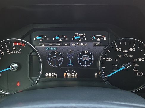 Certified 2022 Ford F250 Lariat w/ Lariat Ultimate Package AWD/4WD image 23