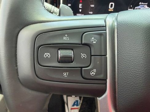Used 2025 GMC Sierra 1500 SLT AWD/4WD image 17