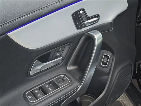 Used 2025 Mercedes-Benz CLA 250 4MATIC image 17
