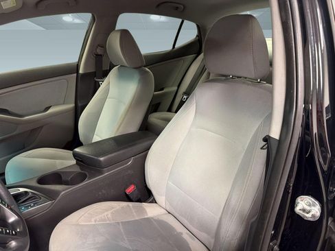 Used 2013 Kia Optima LX FWD image 5