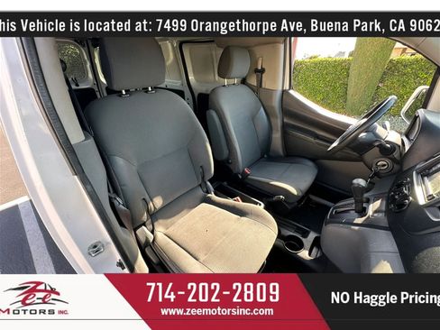 Used 2017 Nissan NV200 SV w/ Technology Package FWD image 31