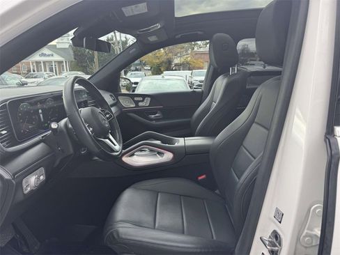 Used 2022 Mercedes-Benz GLS 450 4MATIC image 12