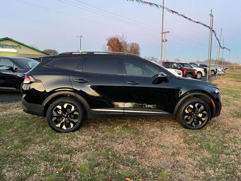 Used 2023 Kia Sportage X-Line w/ X-Line Premium Package image 2