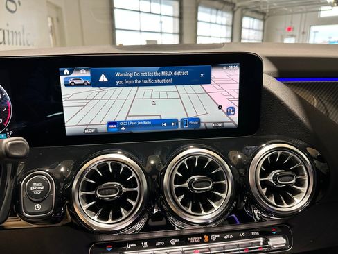 New 2026 Mercedes-Benz GLA 35 AMG Exclusive 4MATIC image 10