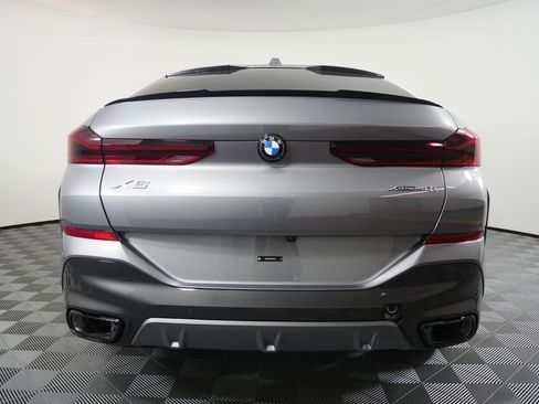 New 2026 BMW X6 xDrive40i w/ Climate Comfort Package image 4