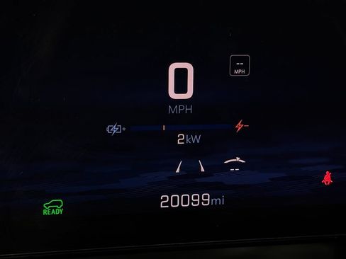Used 2024 Chevrolet Equinox EV LT FWD image 16