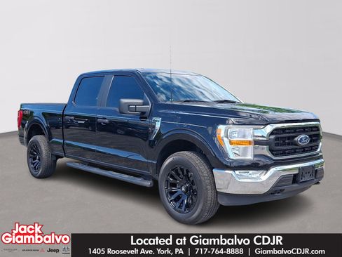 Used 2022 Ford F150 XLT w/ Trailer Tow Package AWD/4WD image 1