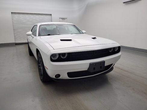 Used 2019 Dodge Challenger SXT w/ Blacktop Package AWD/4WD image 14