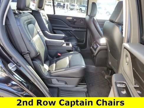 Certified 2023 Lincoln Aviator Reserve w/ Equipment Group 201A image 9