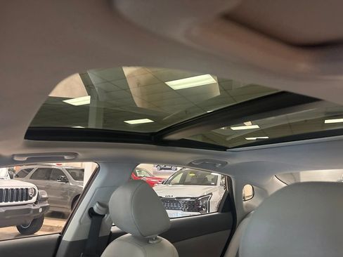 Used 2016 Kia Optima EX w/ Premium Package FWD image 18