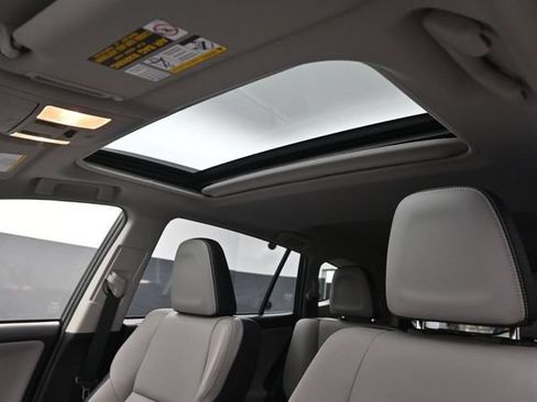 Used 2016 Toyota RAV4 Limited w/ Advanced Technology Package AWD/4WD image 18