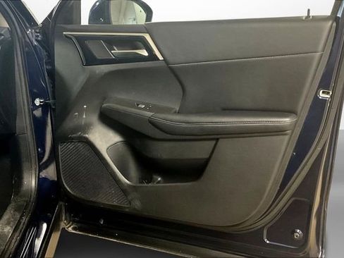 Used 2022 Mitsubishi Outlander SE image 21