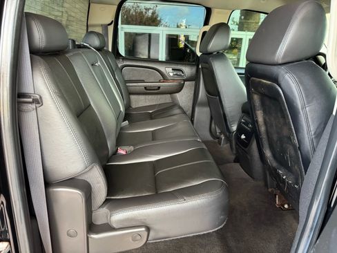 Used 2007 GMC Sierra 2500 SLT w/ Z71 Off-Road Package image 26