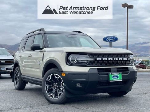 New 2025 Ford Bronco Sport Outer Banks w/ Outer Banks Tech Package+ AWD/4WD image 1