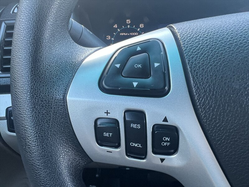 Used 2013 Ford Explorer FWD image 20