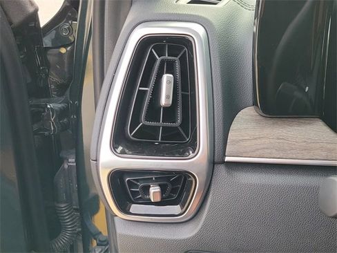 Used 2023 Kia Sorento SX Prestige image 33