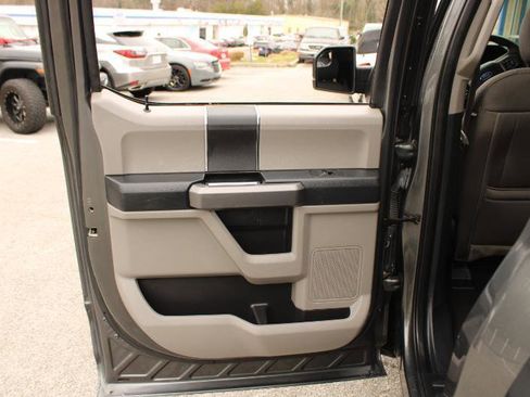 Used 2020 Ford F150 XLT w/ Equipment Group 301A Mid RWD image 16